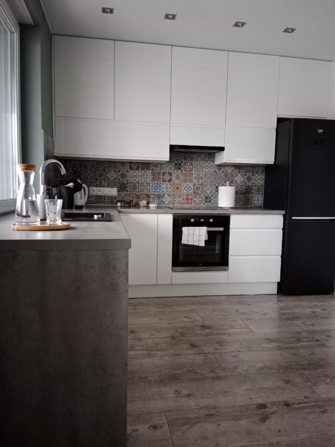 Apartament Na Zielonej Z Tarasem Apartment Pila Exterior photo